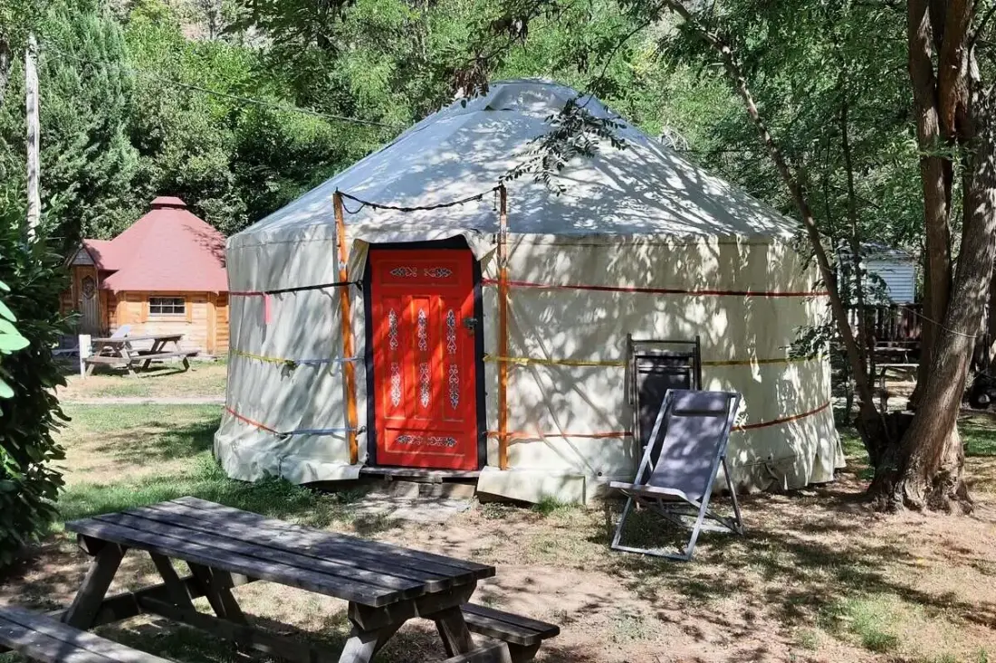 Ushuaïa Villages - Camping Le Viaduc 3 étoiles★★★