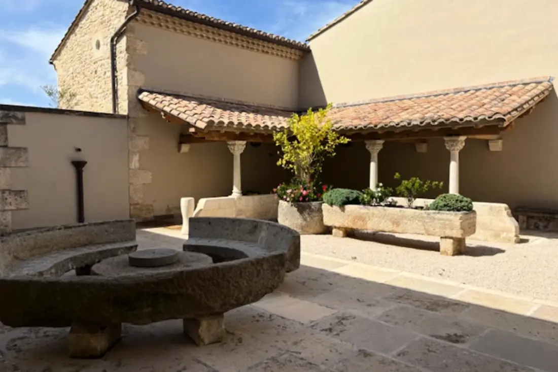 Le Mas Caladoc – Domaine De Luxe Avec Spa Privatif En Provence