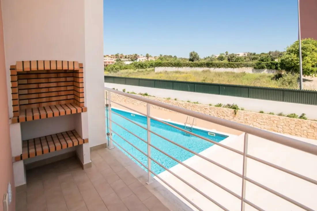 Central Modern 2-bed Apartment Armação De Pera