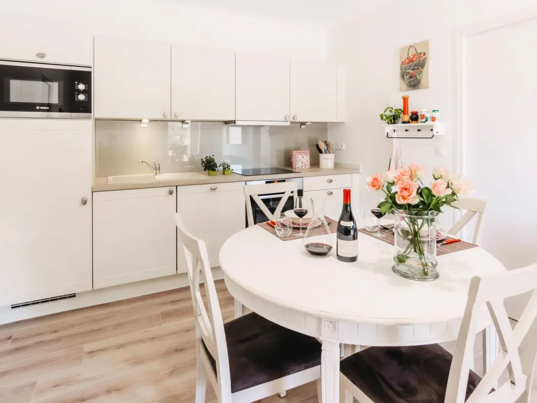 Résidence Charmante Ferienwohnung mit Terrasse und Pool