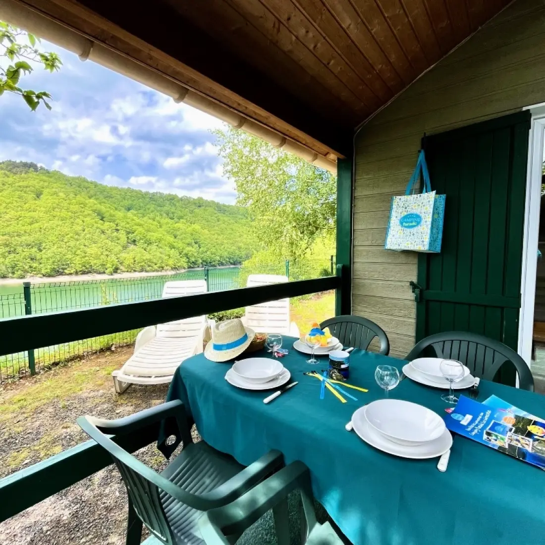 Camping Paradis la Gineste4 étoiles★★★★