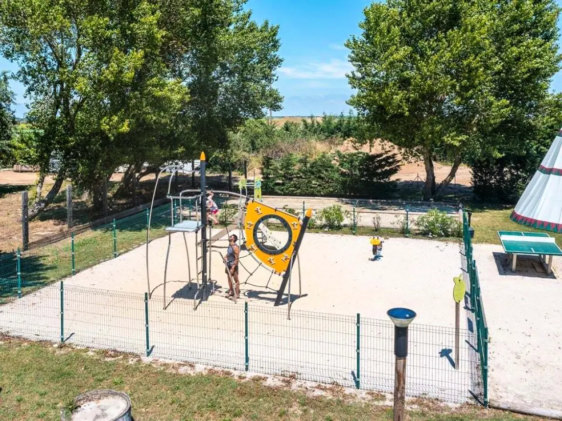 Camping Romanée Le Campiotel des Dunes 4 étoiles★★★★