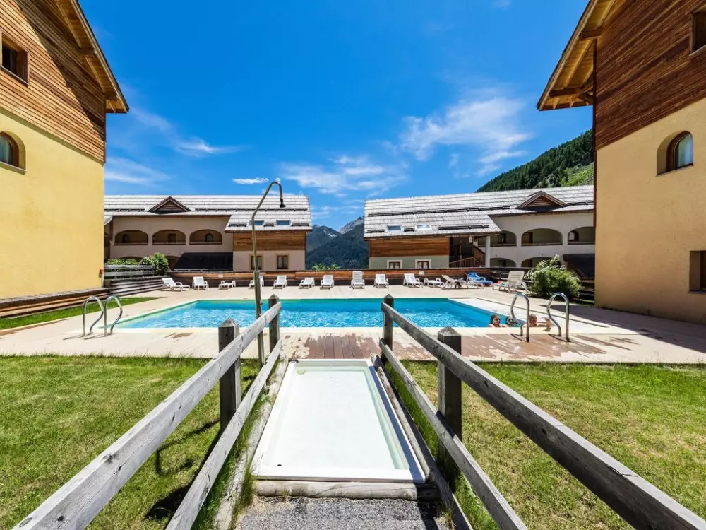 Résidence Les Granges d'Arvieux 2 étoiles★★