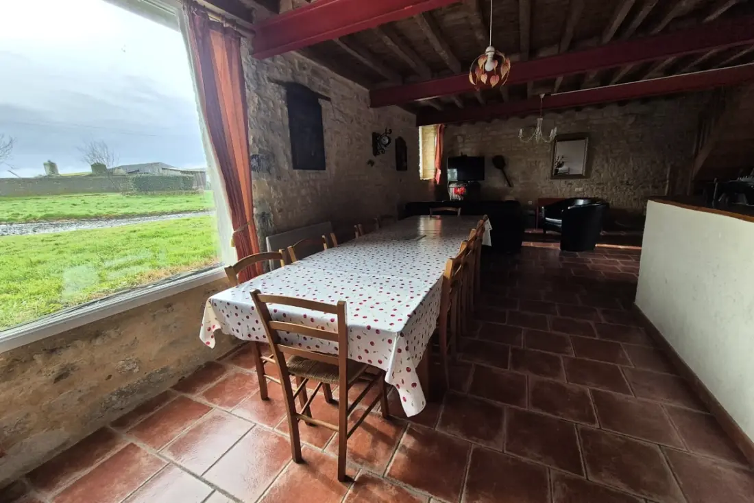 Spacieuse Maison De 150 M2 à Asnières-en-bessin