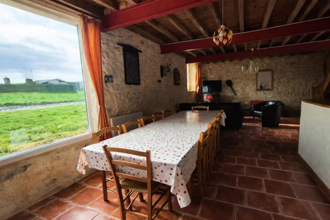 Spacieuse Maison De 150 M2 à Asnières-en-bessin