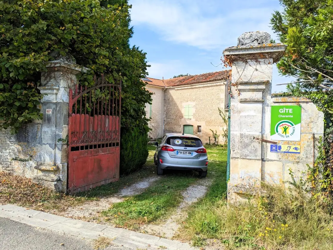 Maison de Vacances Asnières-sur-Nouère