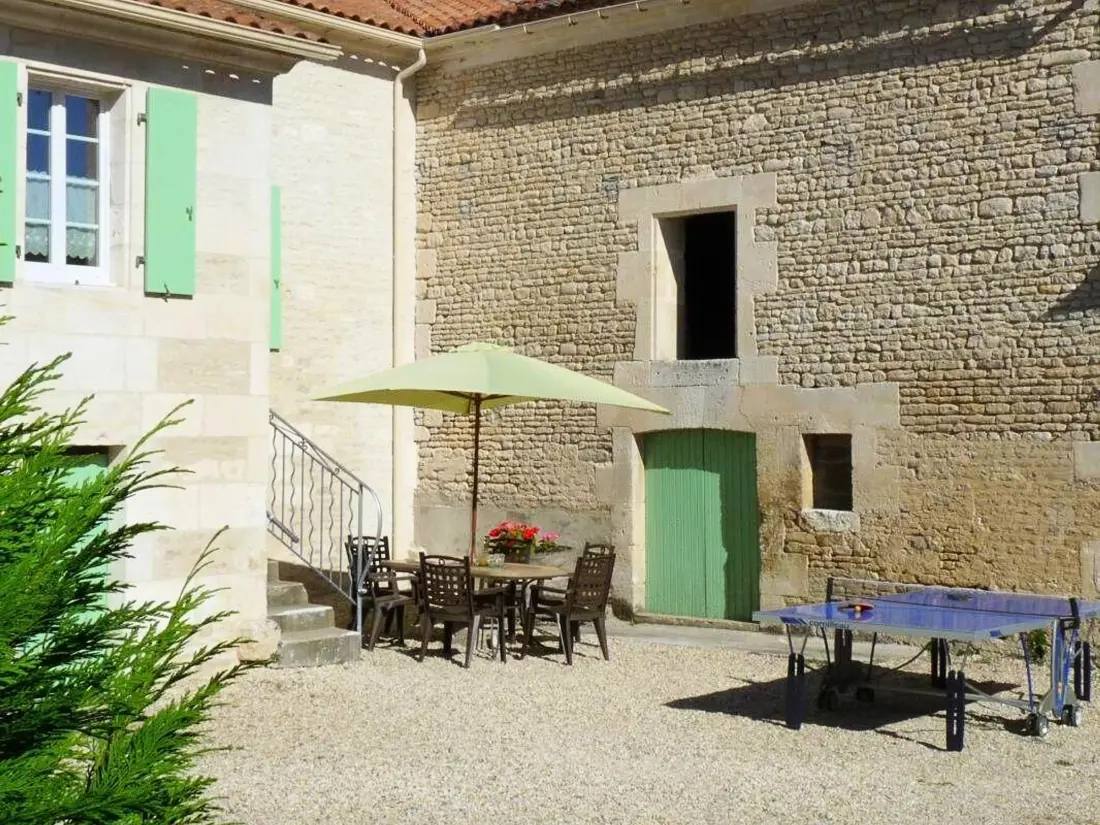 Maison de Vacances Asnières-sur-Nouère