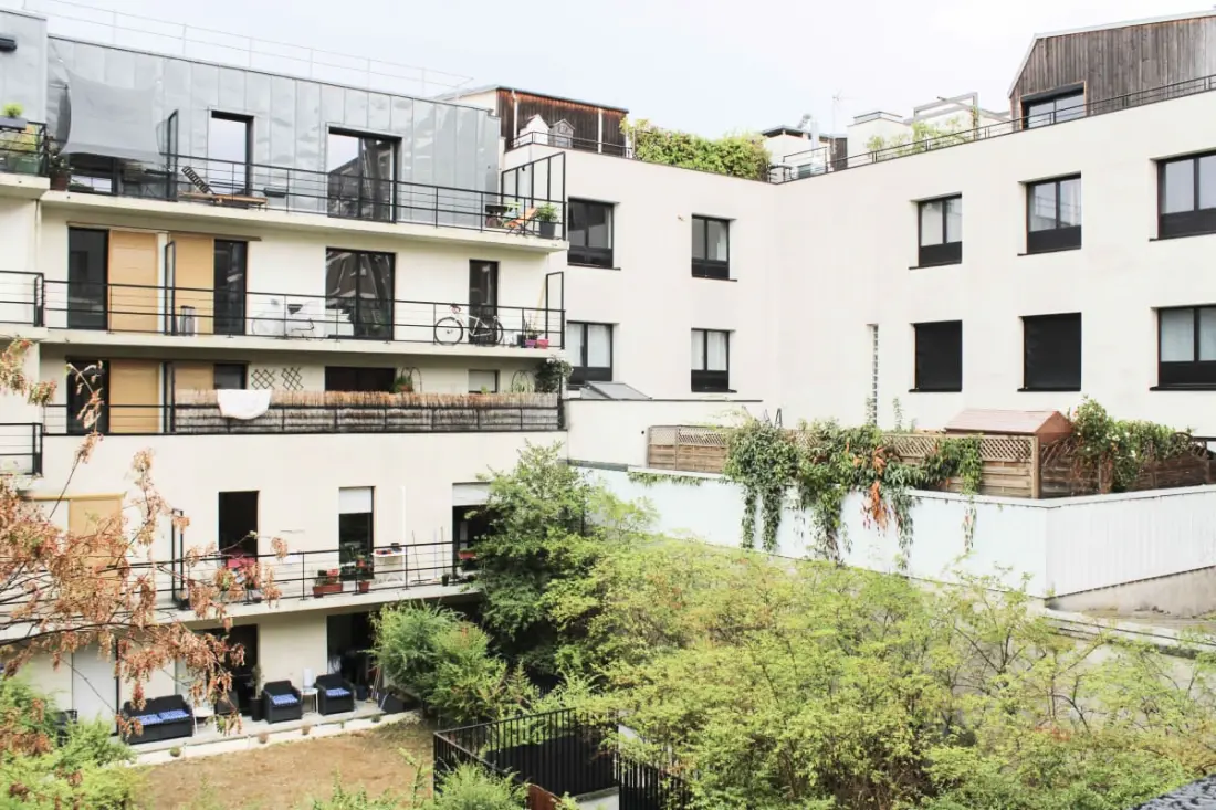 Appartement Avec Balcon Et Parking Proche Métro
