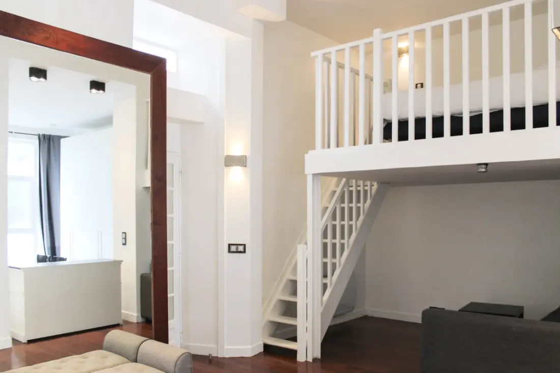 Appartement Lumineux Avec Mezzanine à Asnières