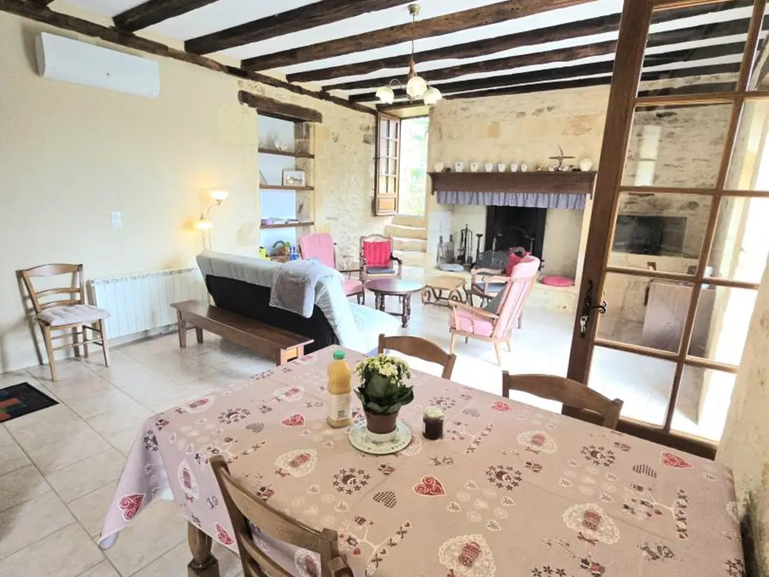 Maison de Vacances Aubas 2