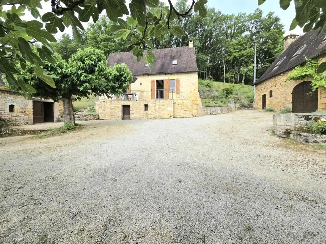 Maison de Vacances Aubas 2