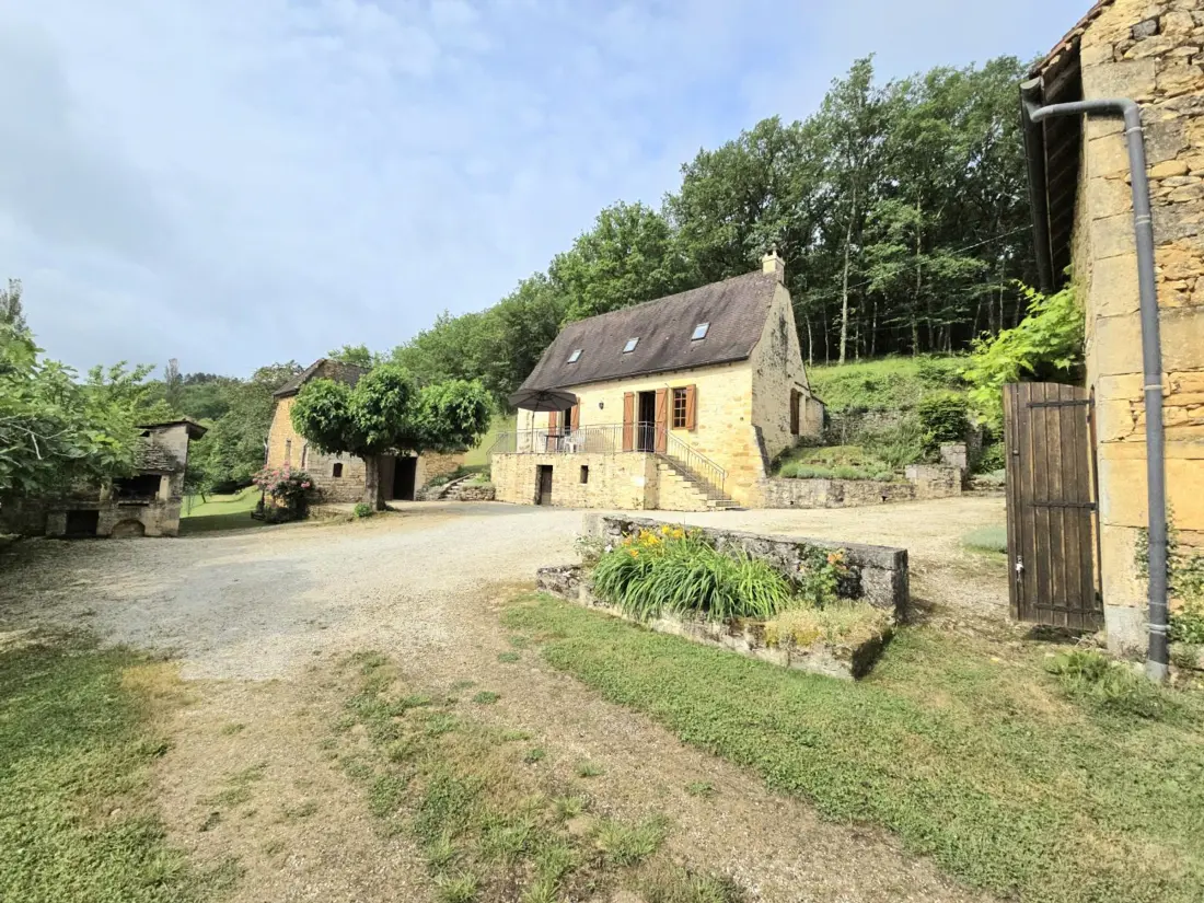 Maison de Vacances Aubas 2