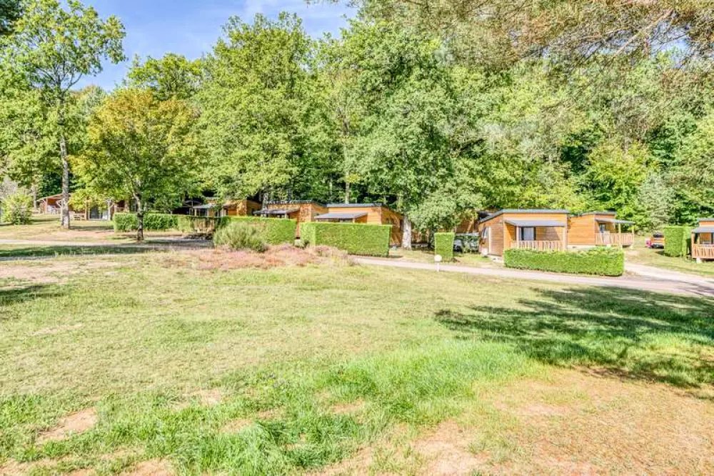 Camping Paradis le Coiroux 41 étoiles★