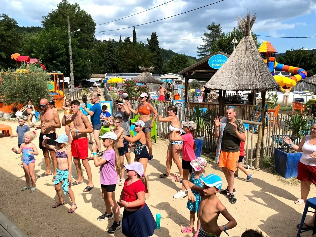 Camping Paradis Family des Issoux d'Ardèche 4 étoiles★★★★