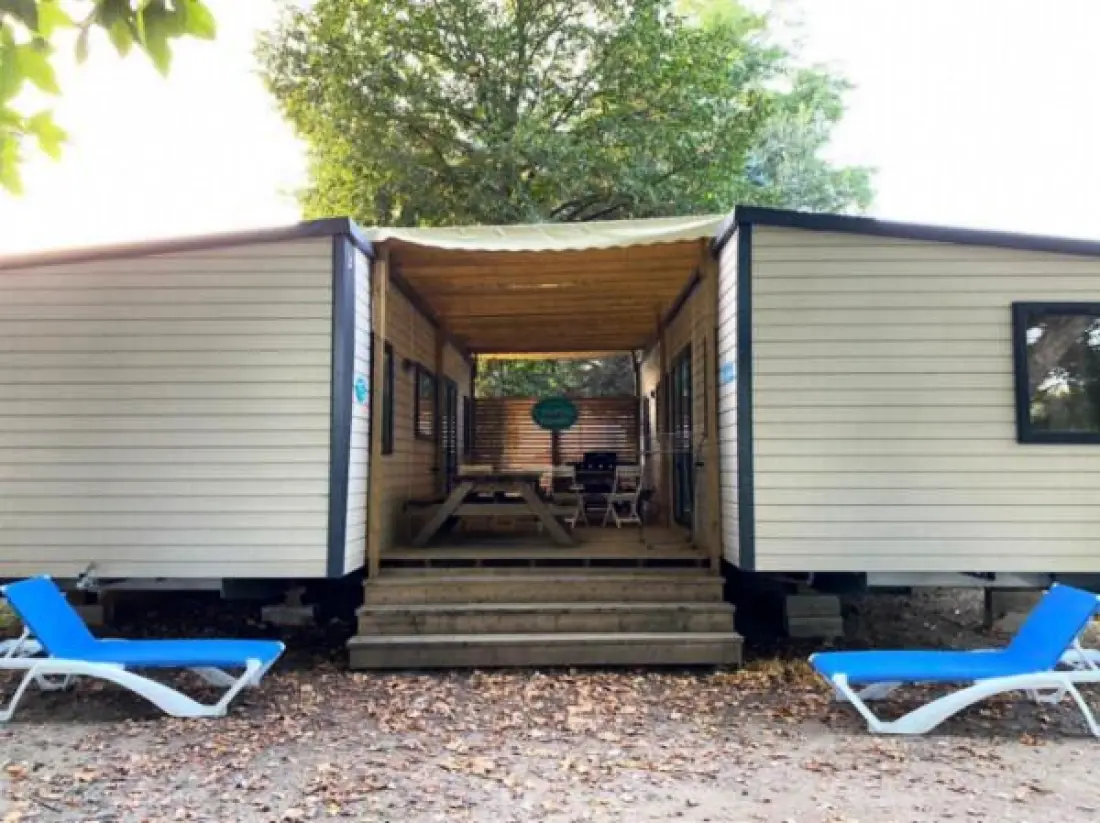 Camping Paradis Family des Issoux d'Ardèche 4 étoiles★★★★