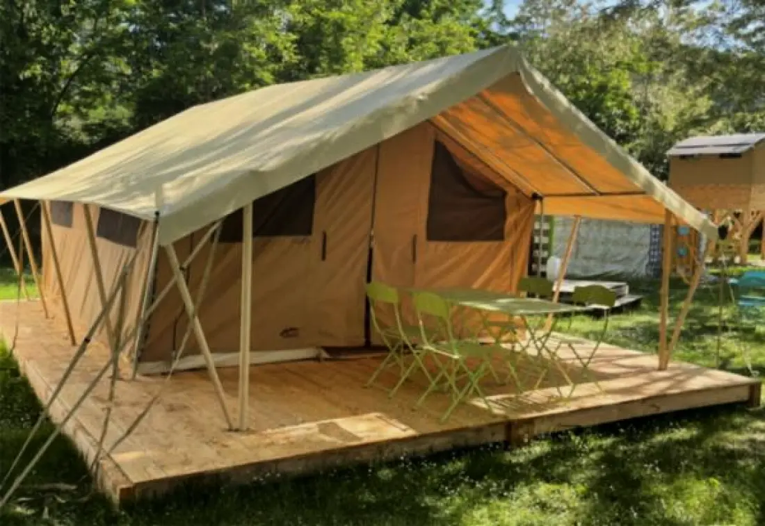 Camping Paradis Family des Issoux d'Ardèche 4 étoiles★★★★