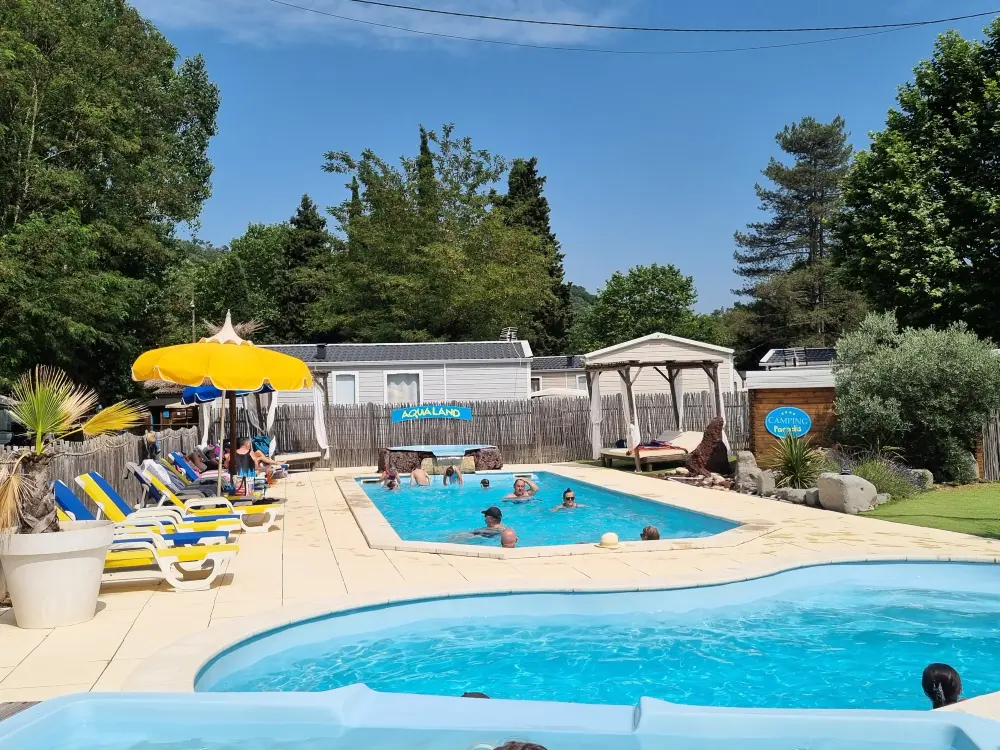 Camping Paradis Family des Issoux4 étoiles★★★★