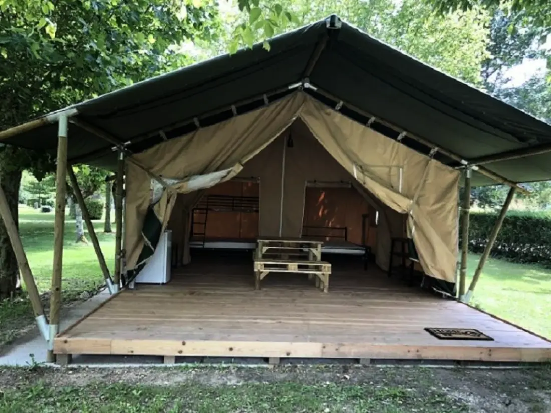 Camping Paradis Aubeterre sur Dronne3 étoiles★★★