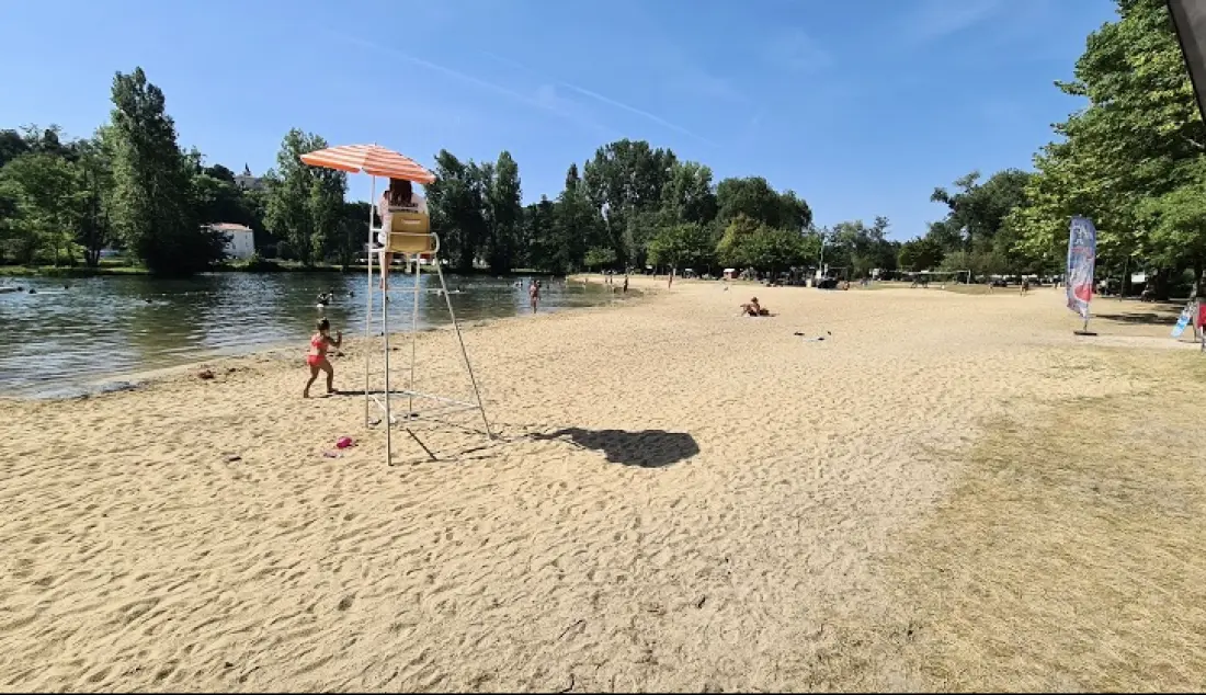 Camping Paradis Aubeterre sur Dronne3 étoiles★★★