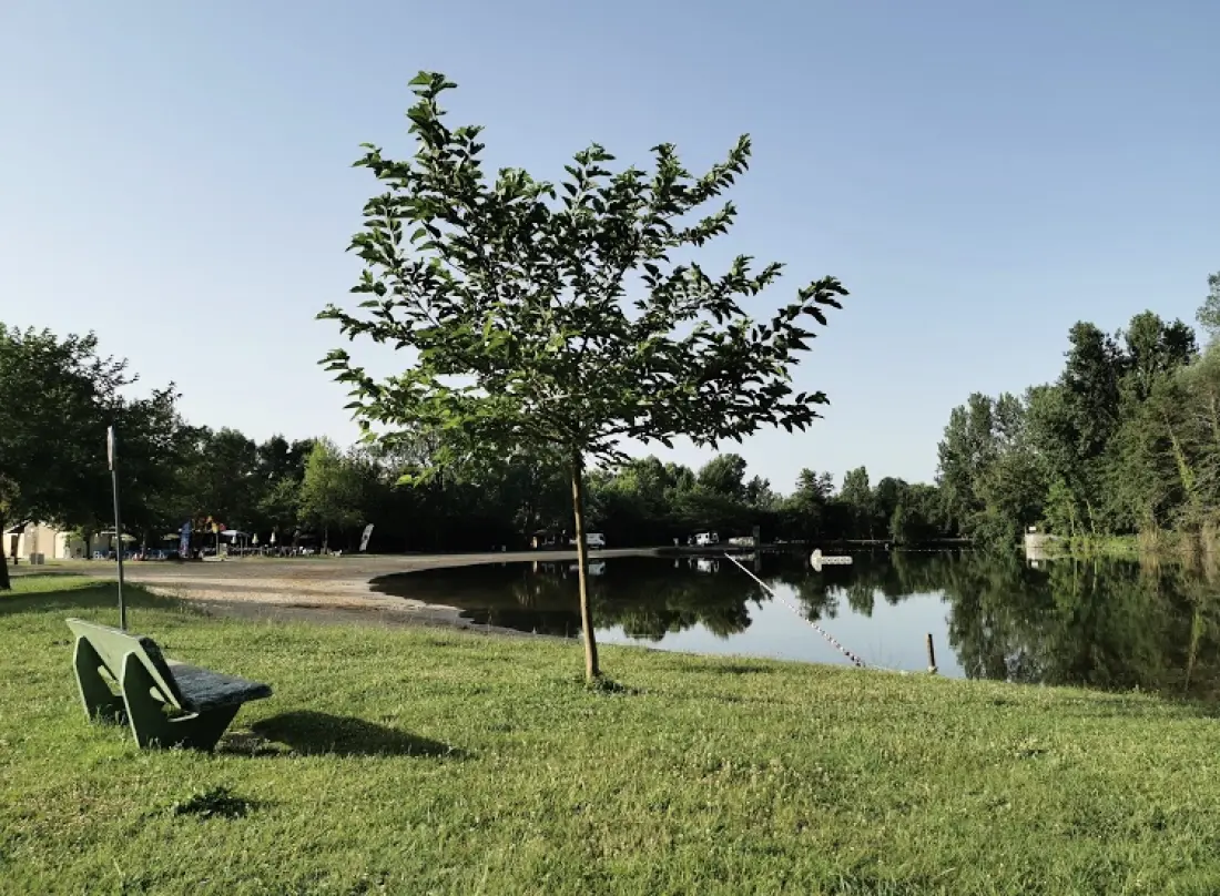 Camping Paradis Aubeterre sur Dronne3 étoiles★★★