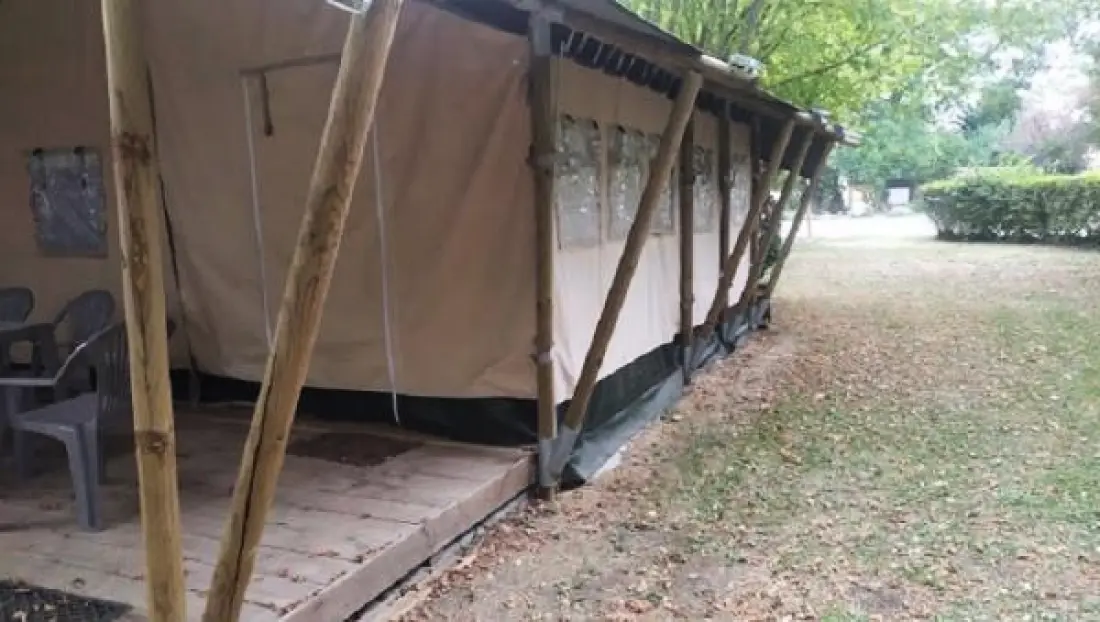 Camping Paradis Aubeterre-sur-Dronne 3 étoiles★★★