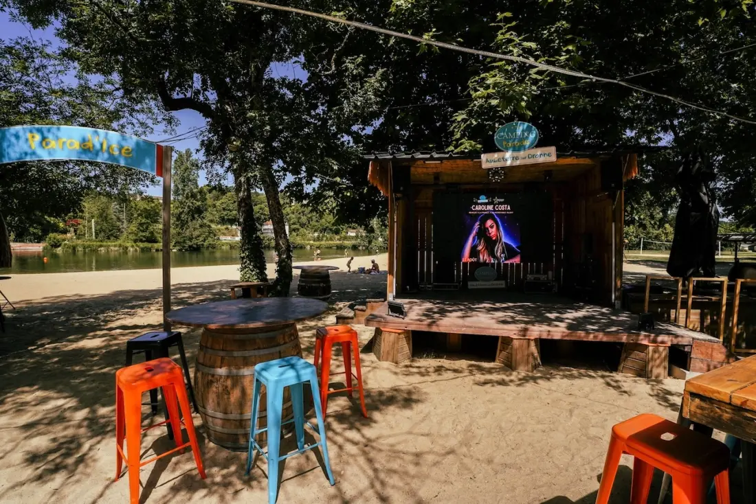 Camping Paradis Aubeterre-sur-Dronne 3 étoiles★★★