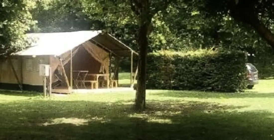 Camping Paradis Aubeterre-sur-Dronne 3 étoiles★★★