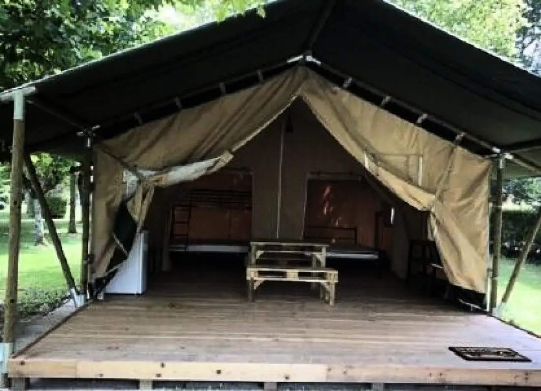 Camping Paradis Aubeterre-sur-Dronne 3 étoiles★★★