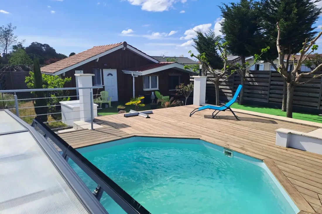 Chalet Avec Terrasse, Piscine Et Parking à Audenge