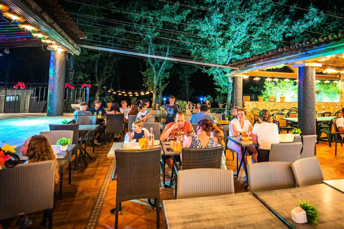 Campasun Camping International Aups 4 étoiles★★★★