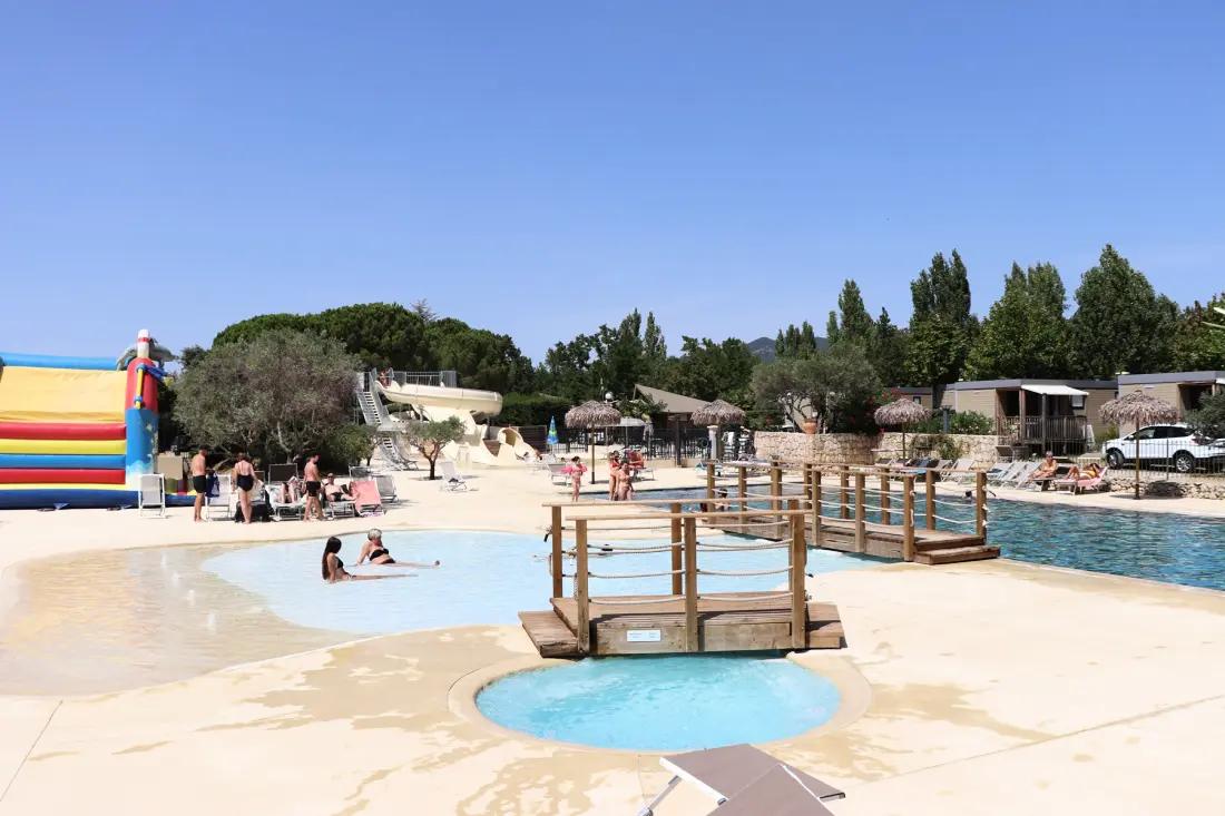 Campasun Camping International Aups 4 étoiles★★★★