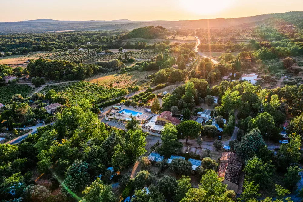 Camping maeva Escapades l'Émeraude du Verdon 3 étoiles★★★