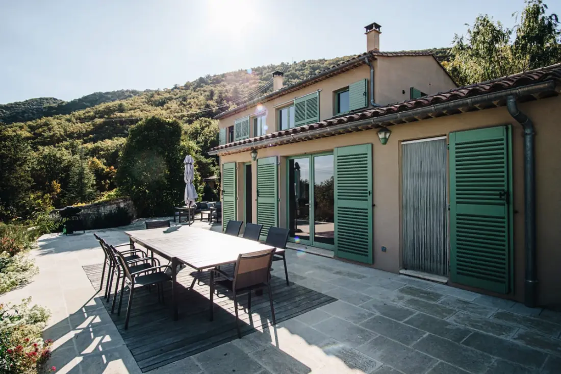 Magnifique Propriété Avec Vues Panoramiques Et Piscine Privée