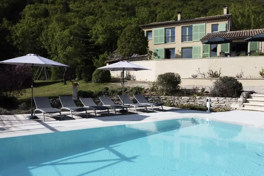 Magnifique Propriété Avec Vues Panoramiques Et Piscine Privée