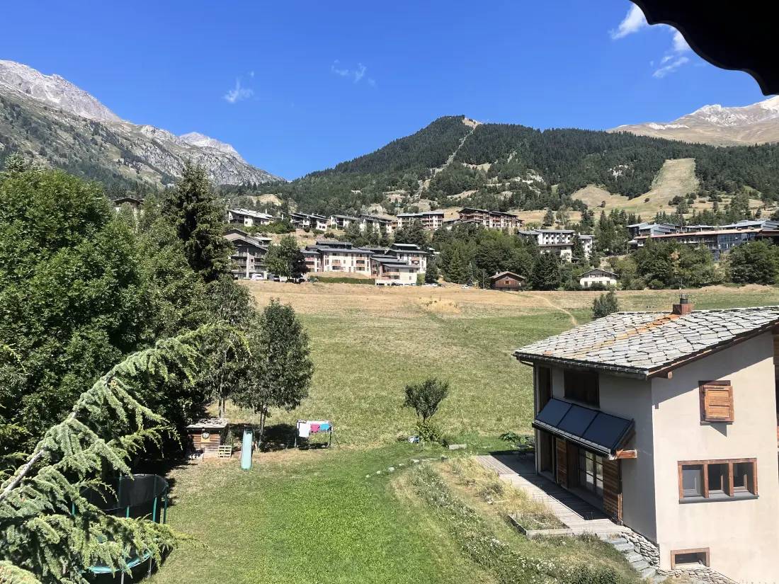Appartement 3 pièces 5 personnes chaleureux avec vue montagne