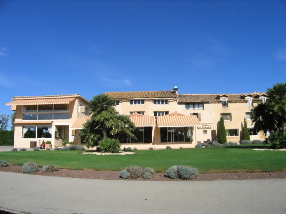 Hôtel Golf Grand Avignon4 étoiles★★★★
