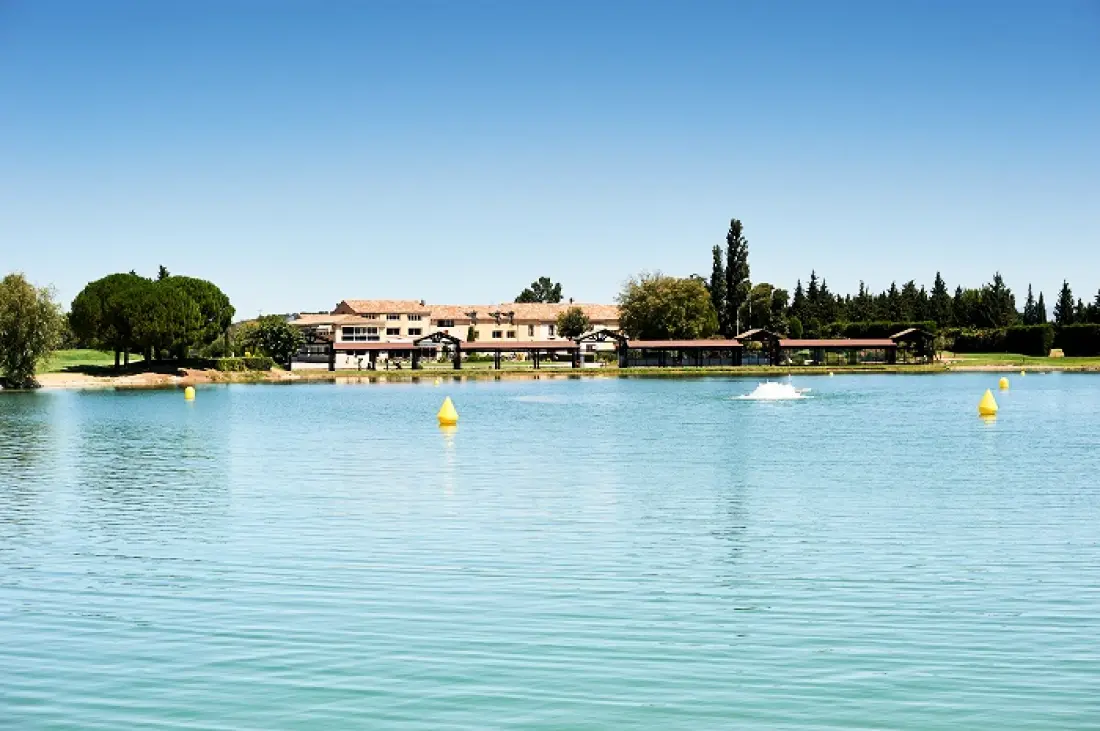 Hôtel Golf Grand Avignon4 étoiles★★★★