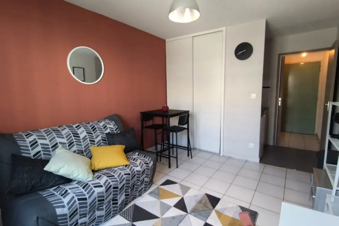 Charmant Studio à Avignon