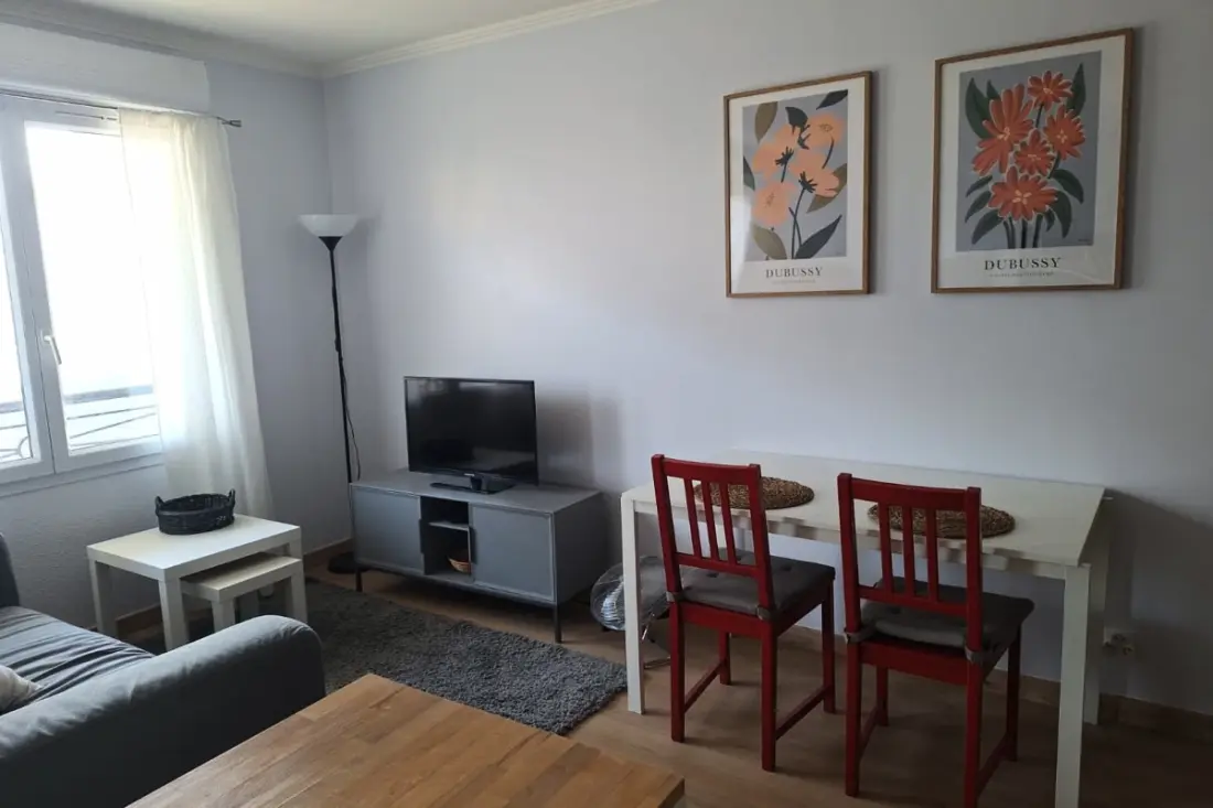 Studio Avec Parking à 5 Min Des Remparts