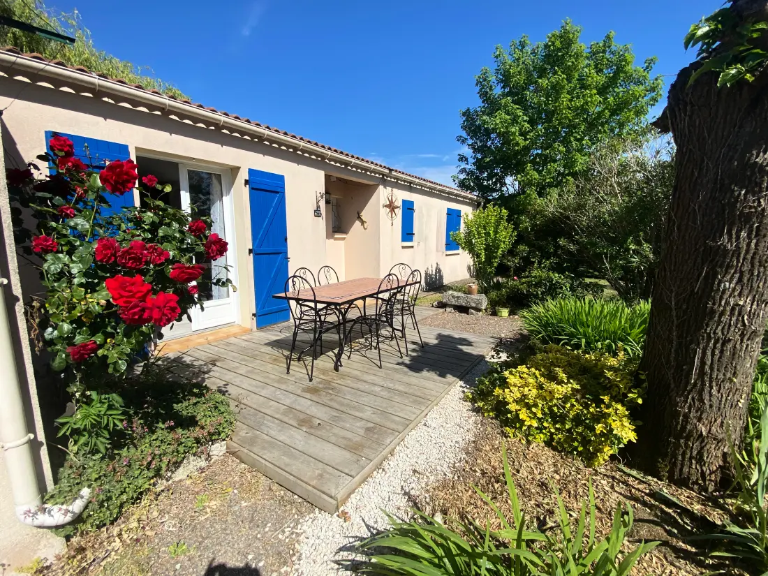 Maison de Vacances AVRILLE 5