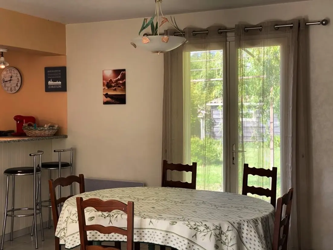 Maison de Vacances AVRILLE 5