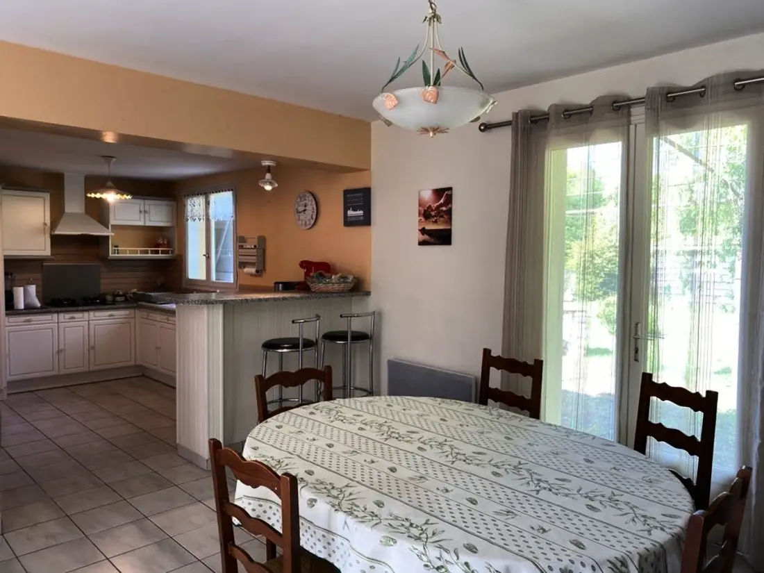 Maison de Vacances AVRILLE 5