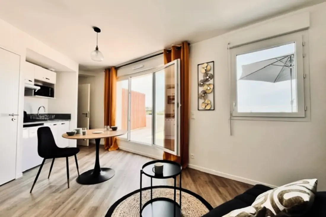 Studio Avec Terrasse Proche De La Rochelle