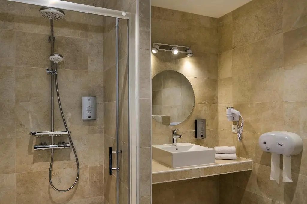 Hôtel des Châteaux 3 étoiles★★★