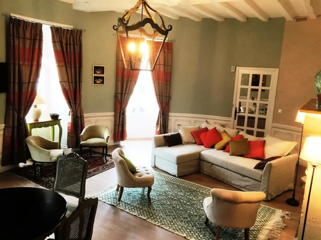 Résidence Cottage de la tour duplex 100m2 mit Pool Azay le rideau