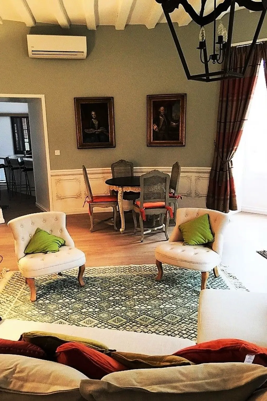 Résidence Cottage de la tour duplex 100m2 mit Pool Azay le rideau
