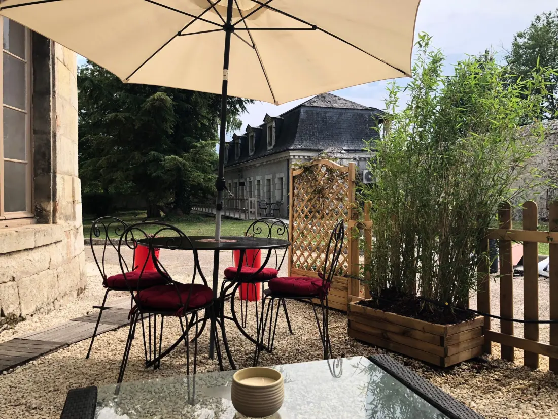Résidence Cottage de la tour duplex 100m2 mit Pool Azay le rideau