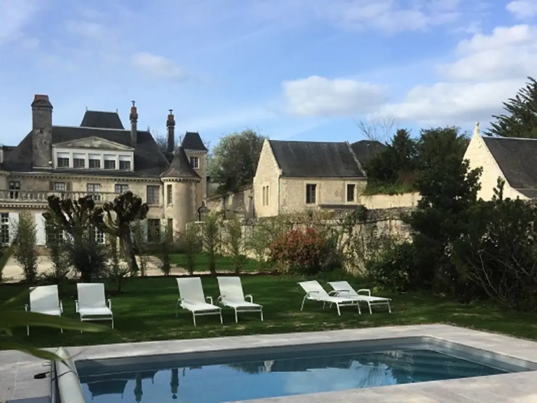 Résidence Cottage de la tour duplex 100m2 mit Pool Azay le rideau