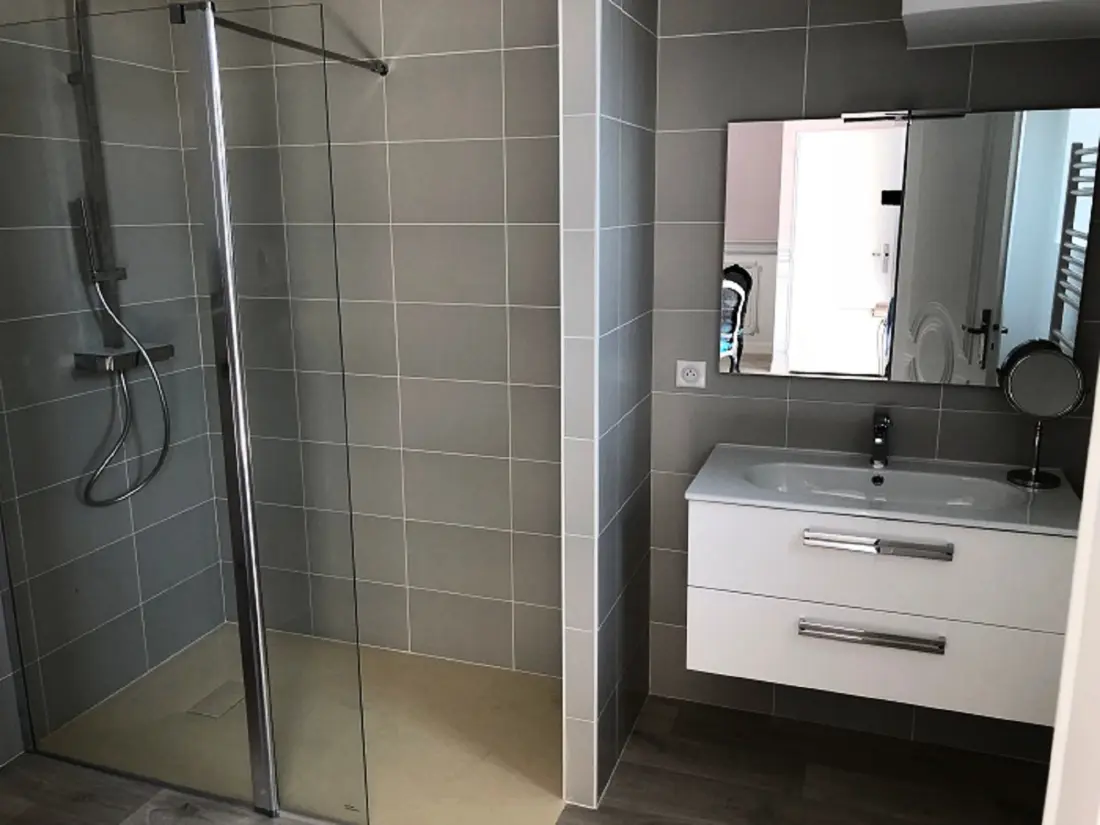 Résidence Cottage du Château duplex 90m2 mit Pool Azay le rideau