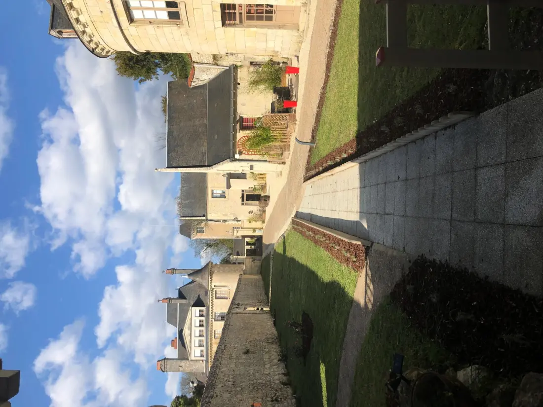 Résidence Cottage du Château duplex 90m2 mit Pool Azay le rideau